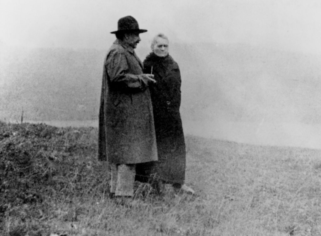 Marie Curie y Albert Einstein en 1929
