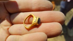 Arqueólogos descubren antiguo Anillo para "prevenir la Resaca" 1 anillo - anillo