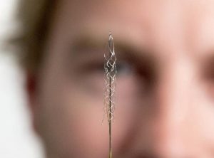 Hombre paralizado (ELA) publica tuit solo con pensamiento. 1 Hombre paralizado (ELA) publica - Hombre paralizado (ELA) publica