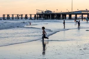 Descubren que aumento del mar se aceleró a partir de la era industrial. 4 Mar - Mar