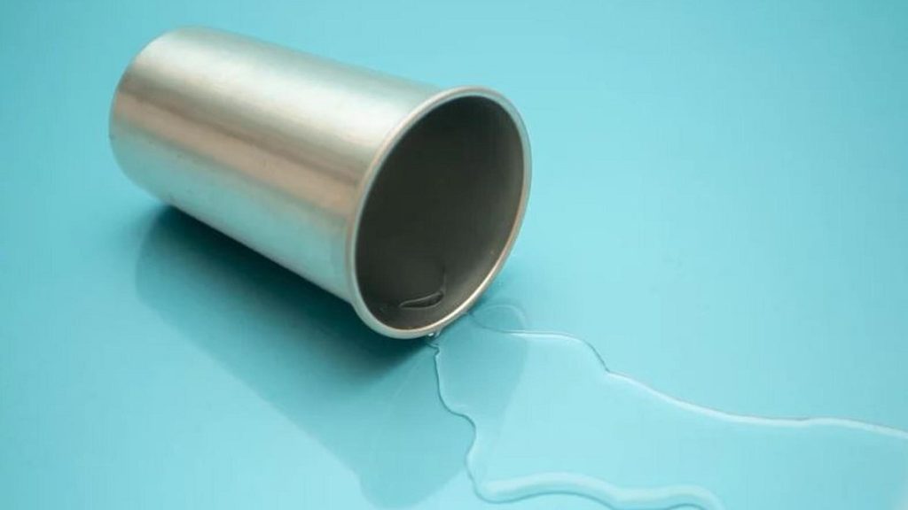 Derribando 5 mitos comunes sobre el agua y la hidratación 1 -