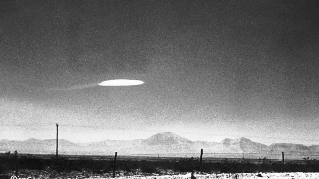 Día Mundial del OVNI 1 -