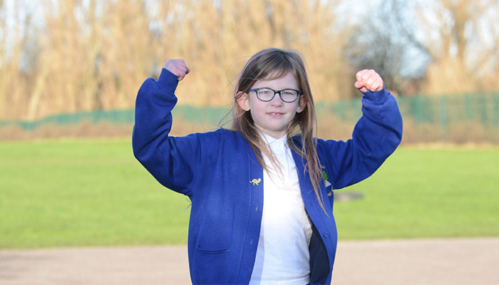 Olivia Farnsworth: La Niña Biónica que no siente dolor