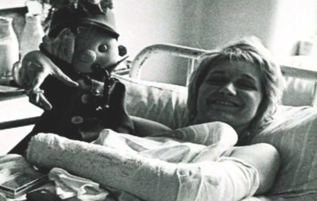 Vesna Vulović: la mujer que cayó desde más de 10,000 metros de altura y sobrevivió 3 Vesna Vulović: la mujer que cayó desde más de 10,000 metros de altura y sobrevivió