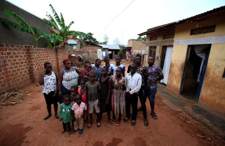 Mamá Uganda: La mujer con una rara condición genética que le hizo dar a luz a 44 hijos 
