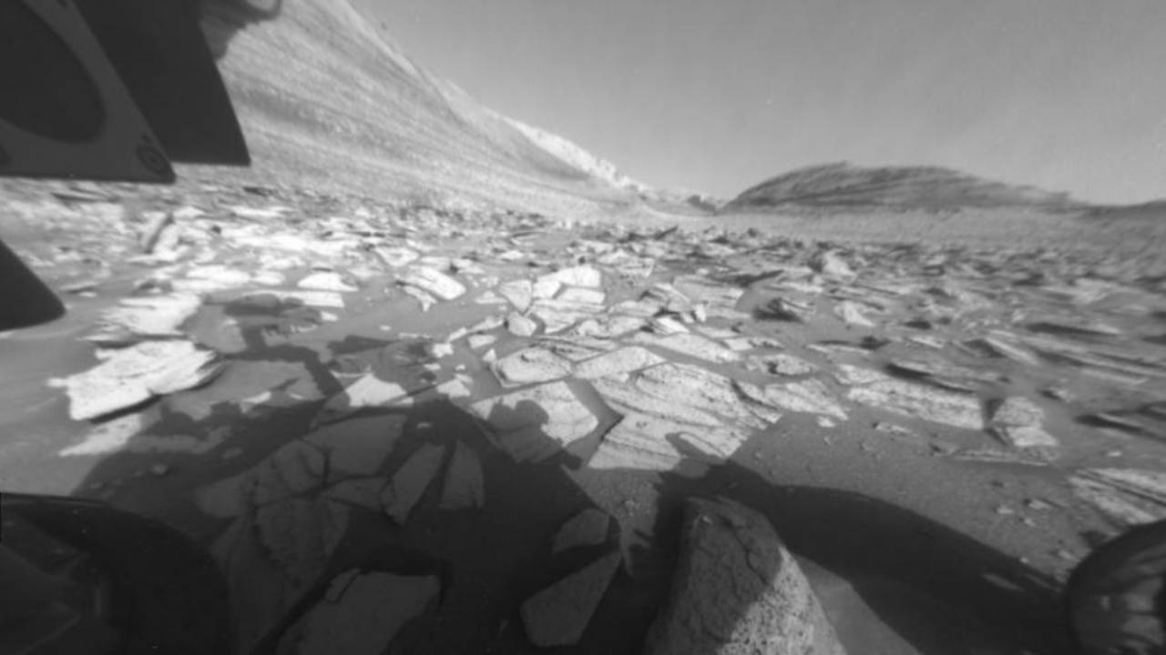 El rover Curiosity de la NASA captó este timelapse de ensueño de un día marciano 1 El rover Curiosity de la NASA captó este timelapse de ensueño de un día marciano