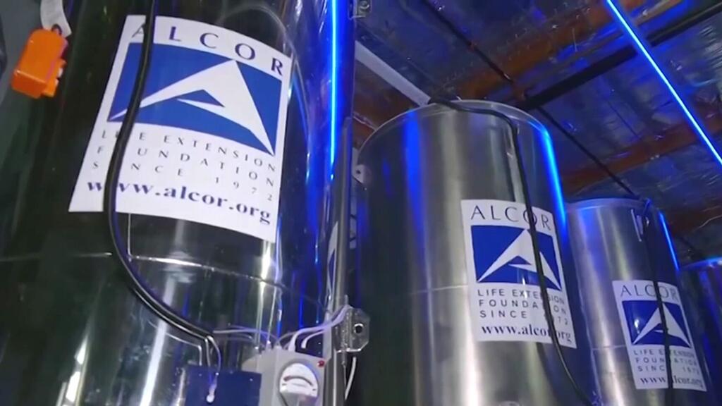 199 humanos y casi 100 mascotas fallecidas, permanecen criogenizados en Estados Unidos que la tecnología del futuro los pueda revivir