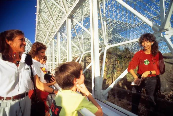 Biosphere 2: El proyecto donde 8 personas fuero encerradas en Arizona y terminaron enloqueciendo 4 Biosphera 2: El proyecto donde 8 personas fuero encerradas en Arizona y terminaron enloqueciendo