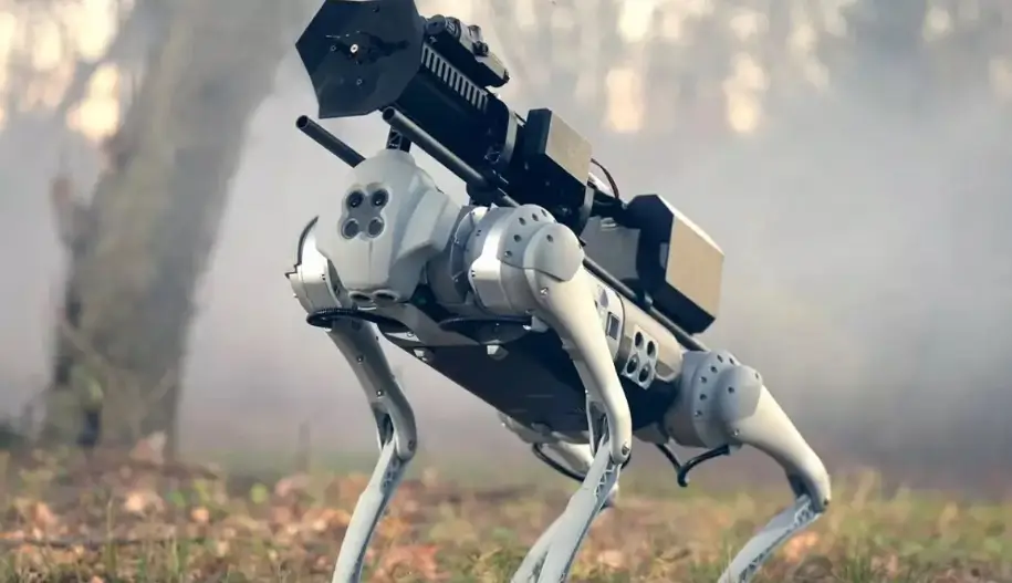 Thermonator es un perro robot equipado con un lanzallamas