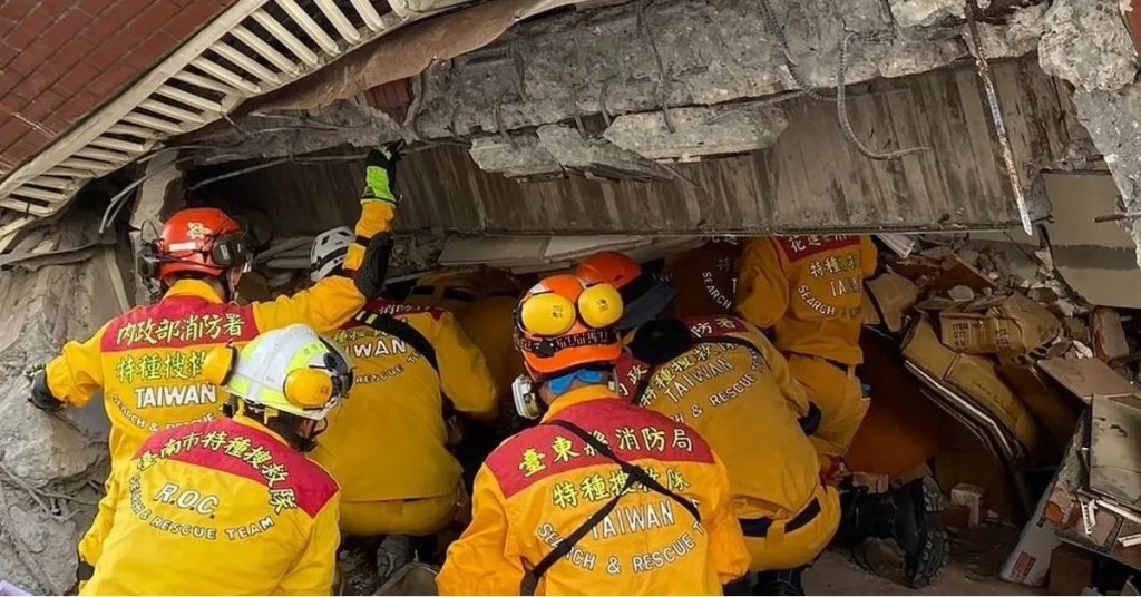 Terremoto en Taiwán: Daños, muertos y heridos 3 rescatistas en terremoto en taiwan