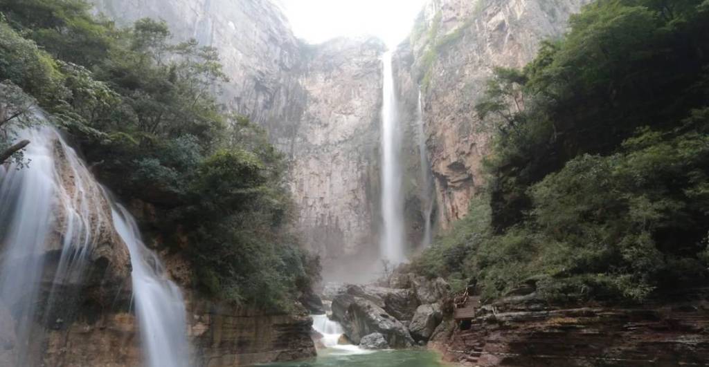 Descubren que la cascada más grande de China es falsa