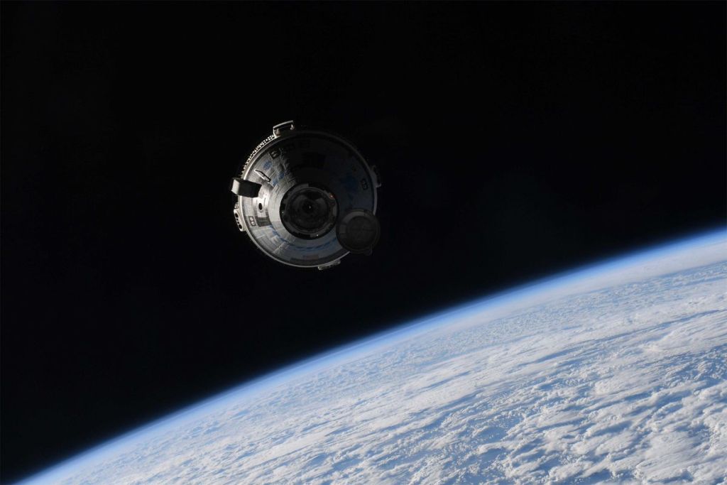 Dos astronautas de la NASA varados en órbita tras problemas en la nave Starliner de Boeing