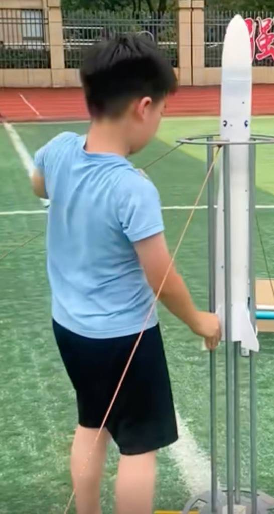 Yan Hongsen: el “Joven Sheldon” de la vida real que construyó un cohete con 600 líneas de código