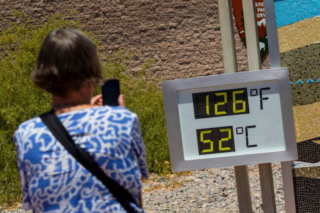 Ola de calor rompe récords históricos y provoca muertes en Estados Unidos