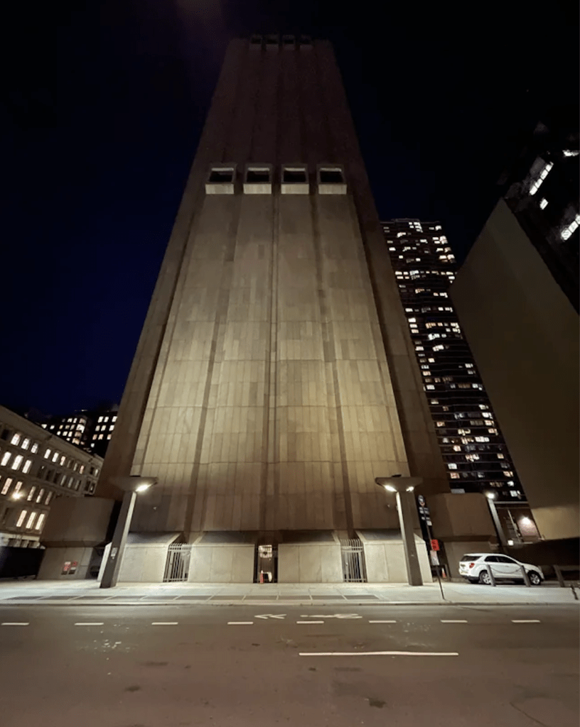 El rascacielos sin ventanas de Nueva York: ¿Un búnker anti ataques nucleares? 2 El rascacielos sin ventanas de Nueva York: ¿Un búnker anti ataques nucleares?