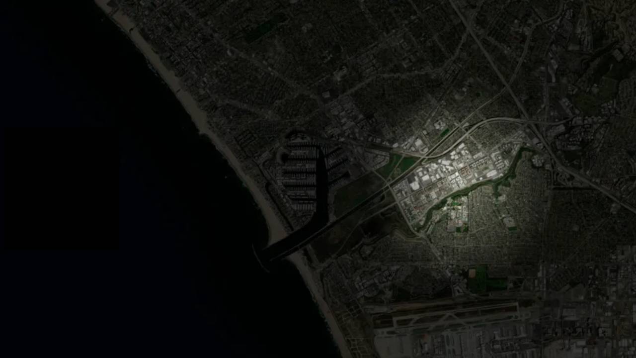 Una empresa quiere vender luz solar durante las noches