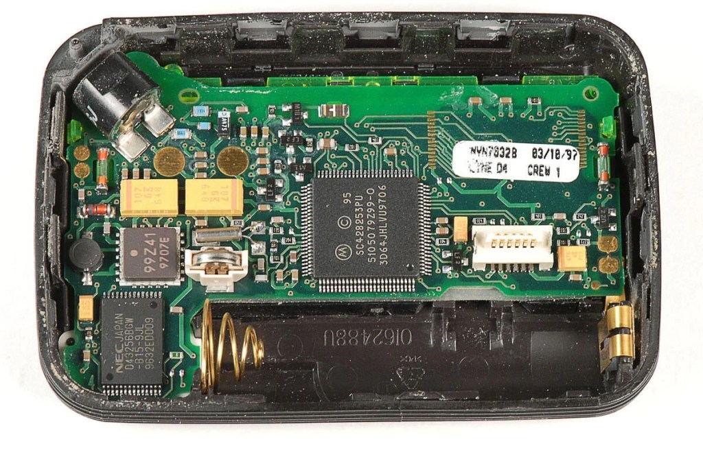 Ataques con Beepers: ¿Cómo los detonaron de forma remota? 2 Ataques con Beepers en Líbano: ¿Cómo los detonaron de forma remota?