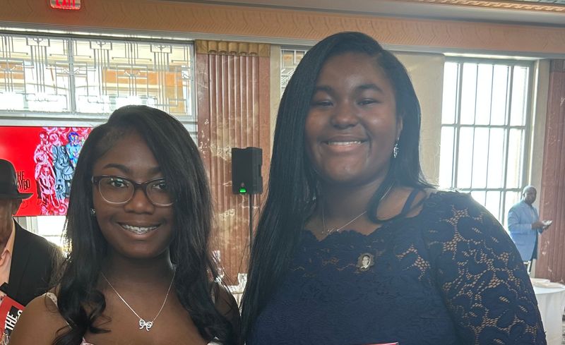 Adolescentes publican una prueba de trigonometría del teorema de Pitágoras que se considera imposible