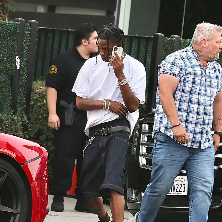 Travis Scott: Cómo perdió 1,000 Millones en una noche y transformó la industria 2 Travis Scott: Cómo perdió 1,000 Millones en una noche y transformó la industria