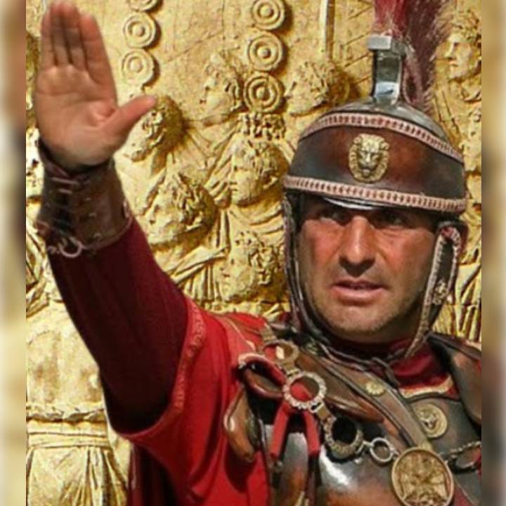 El saludo romano: Orígenes, errores históricos y manipulación ideológica