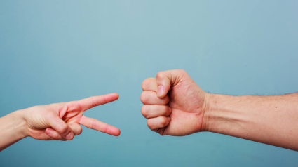 piedra,papel o tijeras - piedra