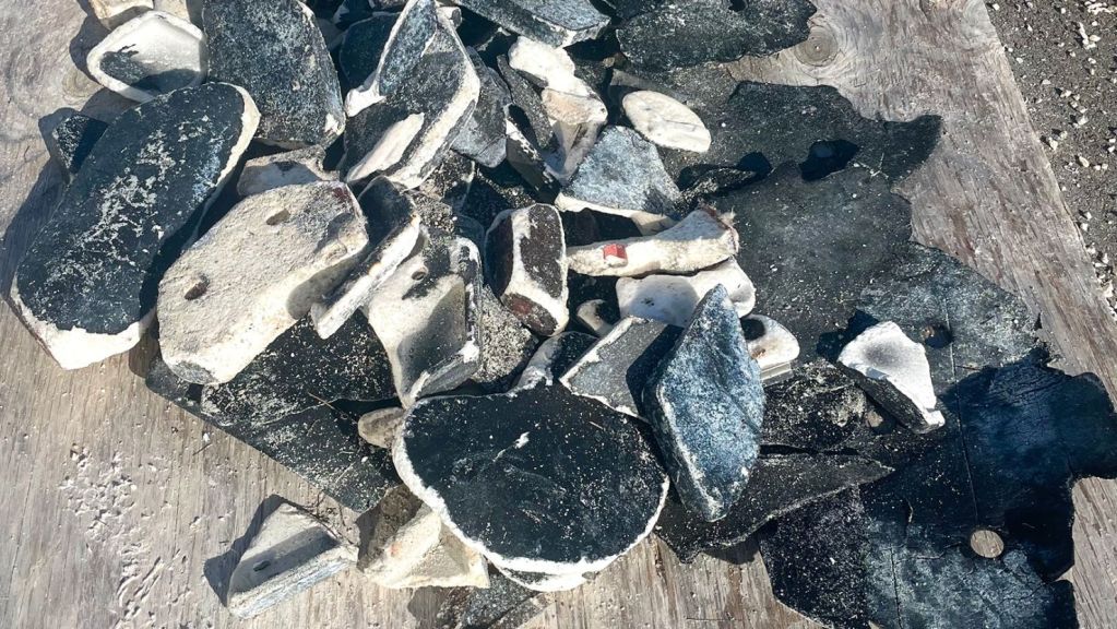 Reclaman a Elon Musk que “recoja su basura” después de que una isla se llenara de escombros tras la explosión de la Starship