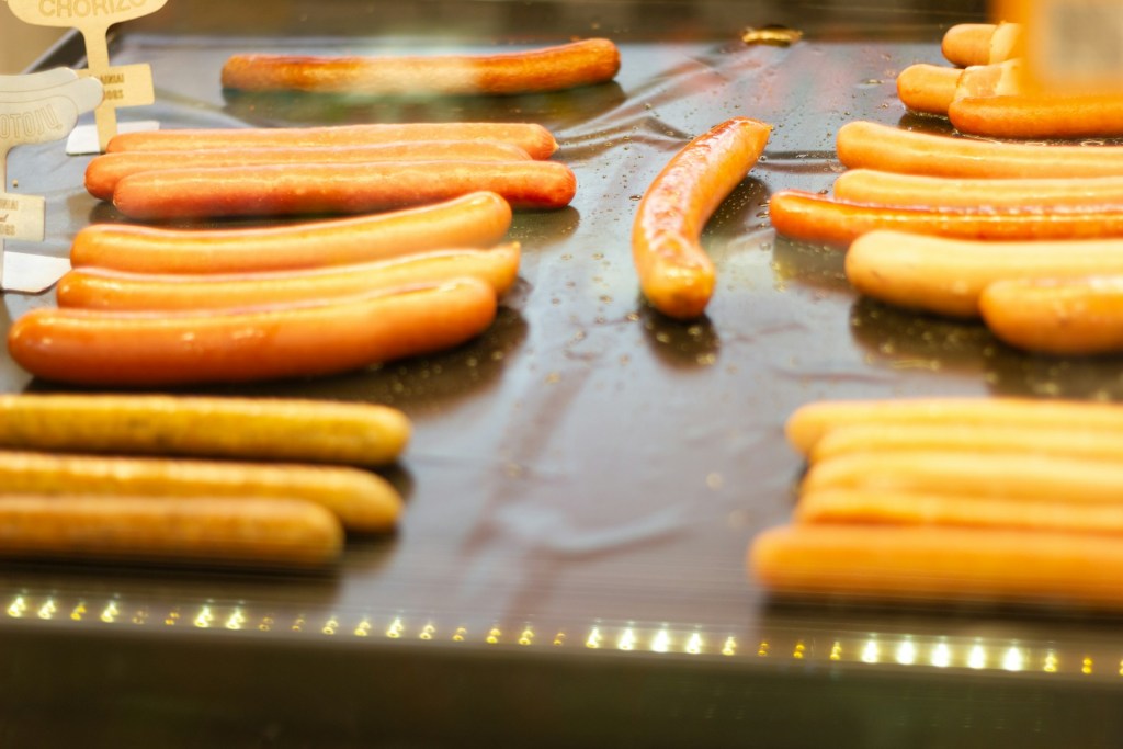 El crecimiento del mercado de carne separada mecánicamente y su impacto en la industria de alimentos procesados