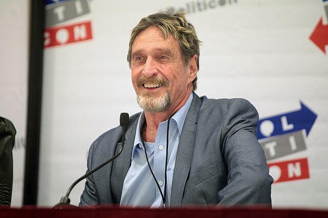 John McAfee: Genio, rebelde y el hombre que desafió a la tecnología y la ley 1 McAfee - McAfee